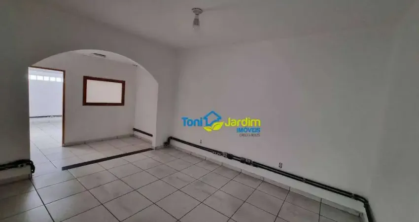 Casa com 2 quartos para alugar na Rua Caviúna, 91, Parque Jaçatuba, Santo André