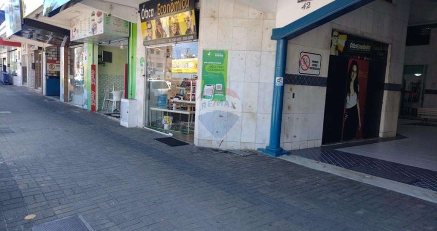 Sala comercial para alugar na Rua Lecy Gomes da Costa, 42, São Cristóvão, Cabo Frio