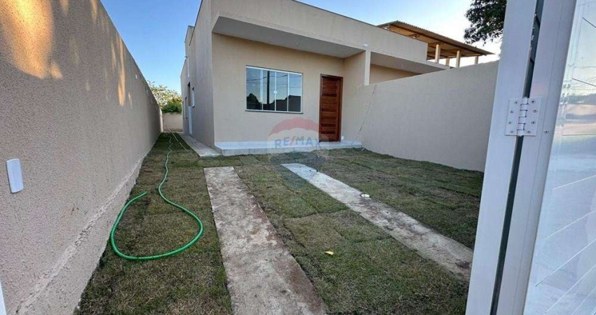 casa com dois quartos e um banheiro, 1 vaga garagem