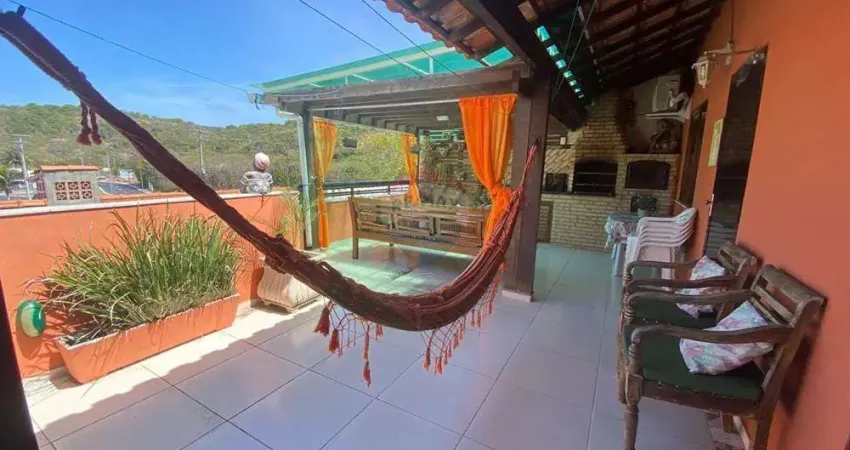 Cobertura três quartos uma suíte churrasqueira 3 min da praia