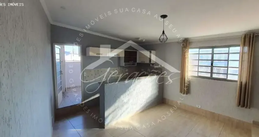Casa para Locação em Osasco, Baronesa, 1 dormitório, 1 banheiro