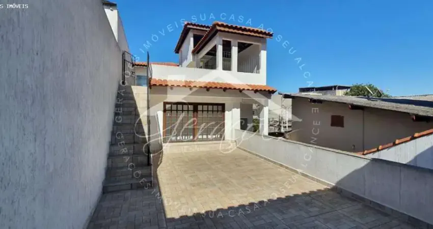 Casa para Venda em Osasco, Helena Maria, 4 dormitórios, 1 suíte, 3 banheiros, 3 vagas