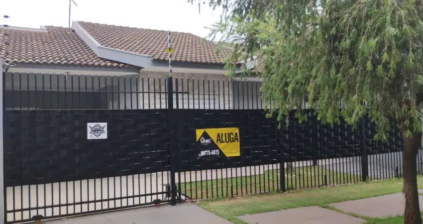 Casa com 2 quartos para alugar na Rua Marino Paulichi, 343, Jardim Bela Vista, Maringá