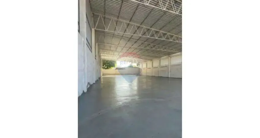 Galpão de 1.000 m² em região de alto potencial em porto seguro