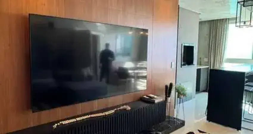 Apartamento alto padrão com 3 suítes finamente mobiliado em Balneário Camboriú