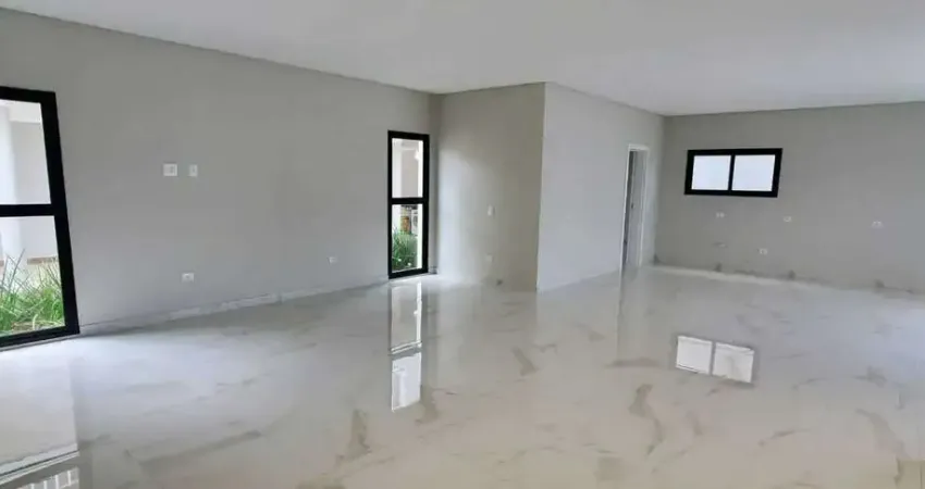 Casa em condomínio com  4 suítes e 4 vagas de garagem na Barra em Balneário Camboriú