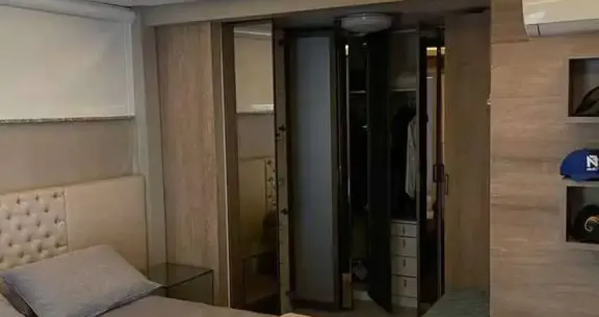 Apartamento diferenciado com 3 Suítes e 4 Vagas de garagem no Centro de Balneário Camboriú