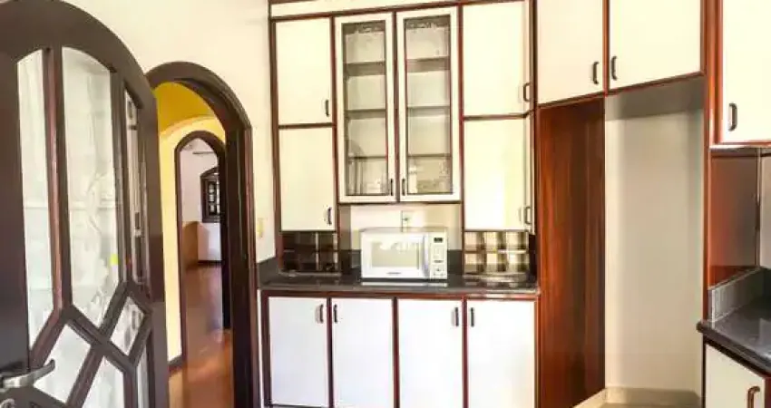 Casa com Amplo Terreno e com 2 dormitórios sendo 1 suíte no Bairro Passo Manso - Blumenau