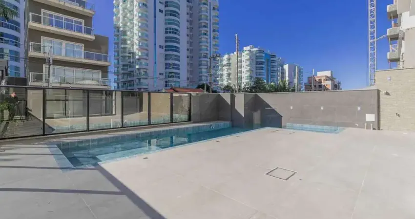 Apartamento com com 4 suítes e 3 vagas de garagem na Praia Brava em Itajaí