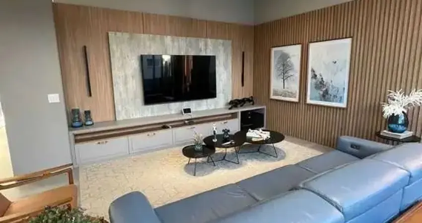 Casa finamente decorada e mobiliada em condomínio fechado com 4 suítes na Av. dos Estados