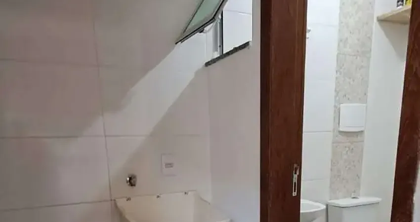 Sobrado à Venda, 64m2, 2 Dormitórios, Bela Vista, Palhoça/SC