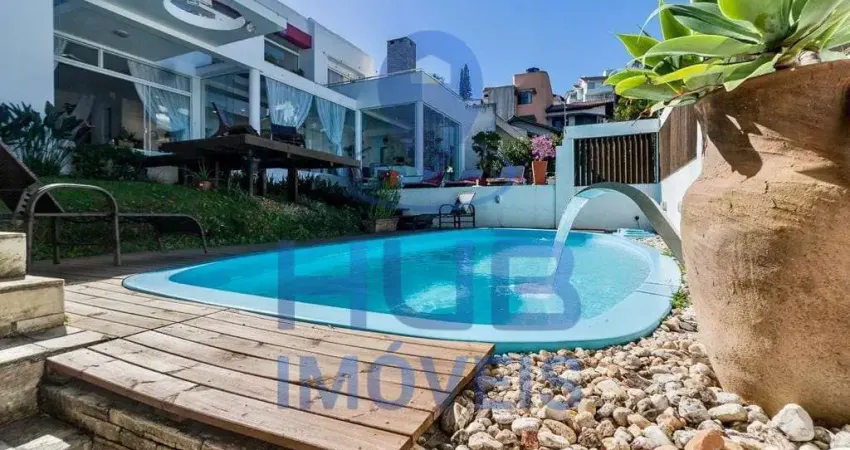 Casa com 8 quartos à venda na Agronômica, Florianópolis 