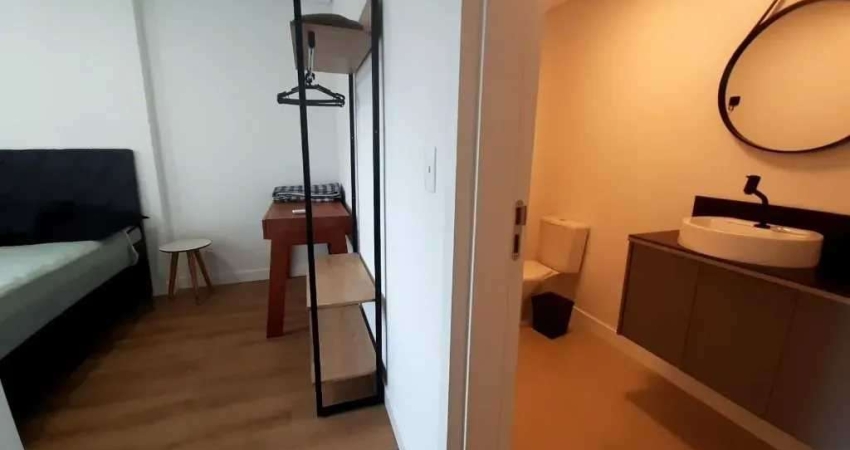Apartamento Duplex com vista para a Praia Brava com 2 suítes e 2 vagas de garagem em Itajaí