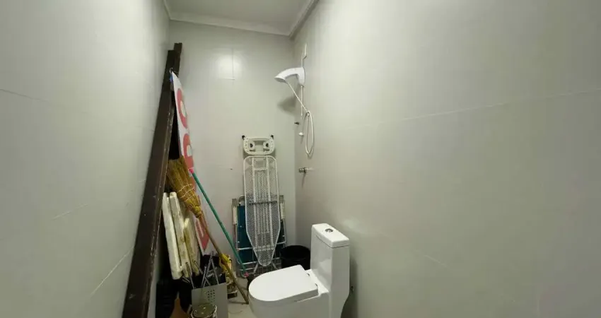 Triplex com 3 dormitórios sendo 2 suítes e 2 vagas de garagem no Bairro Canto da Praia em Itapema
