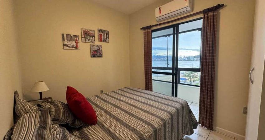 Apartamento Frente Mar com 4 Dormitórios sendo 2 Suítes e 2 Vagas Mobiliado no Centro em Itapema