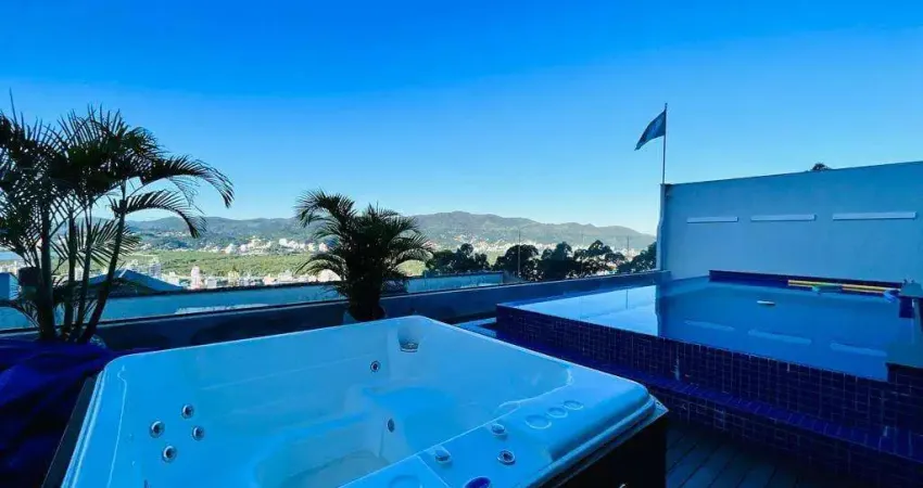 Casa à Venda, 300m2, 4 Dormitórios (2 suites), 2 Vagas,Trindade, Florianópolis/SC