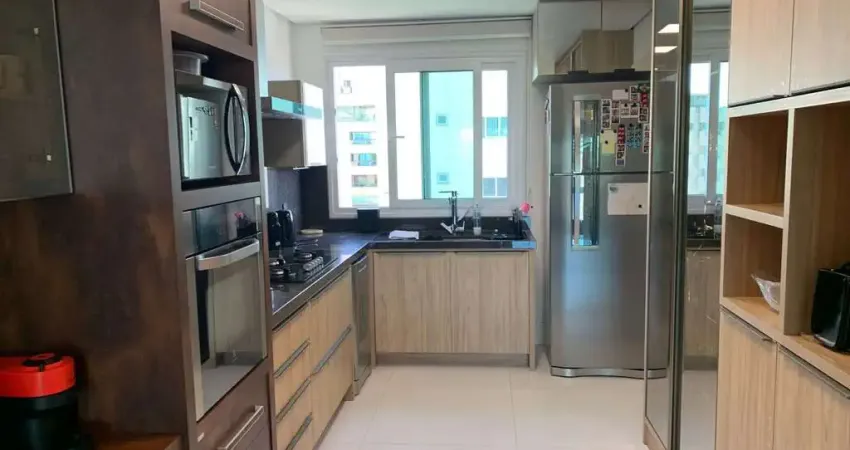 Apartamento Mobiliado à Venda,122m2, 3 Suítes, 3 Vagas, Agronômica, Florianópolis/SC