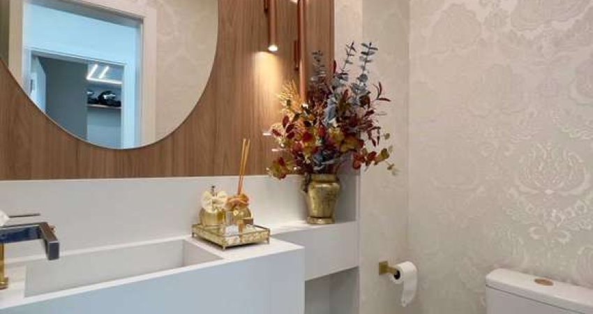 Apartamento novo e mobiliado com 2 suítes e 2 vagas de garagem no Centro - Itajaí/SC