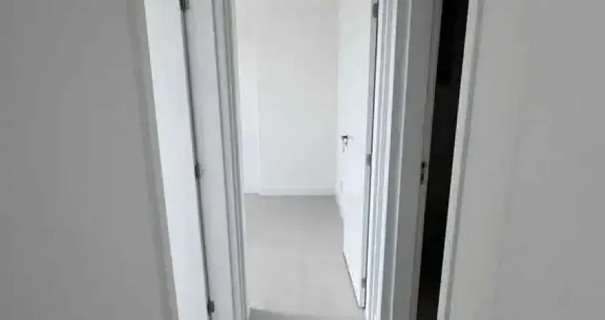Apartamento com 2 dormitórios e 1 vaga de garagem em  Itajaí