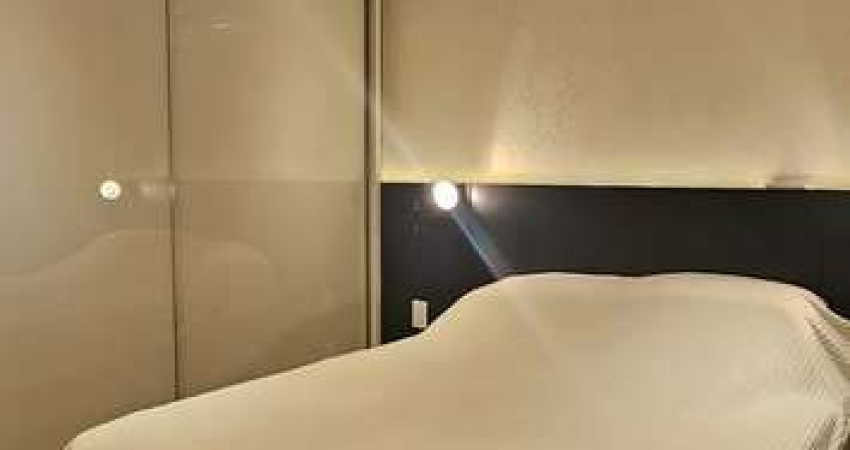 Studio à Venda, 54m2, Mobiliado, 1 Vaga,  Centro -  Florianópolis/SC