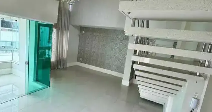 Apartamento com 3 suítes no Centro de Balneário Camboriú