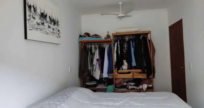 Sobrado com 1 suíte, 1 demi suíte, 3 vagas, piscina no bairro Jardim Perola em Itapoá