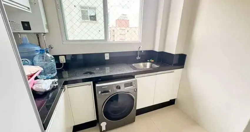 Apartamento com 3 dormitórios sendo 1 suíte, 2 vagas de garagem no Centro de Itapema