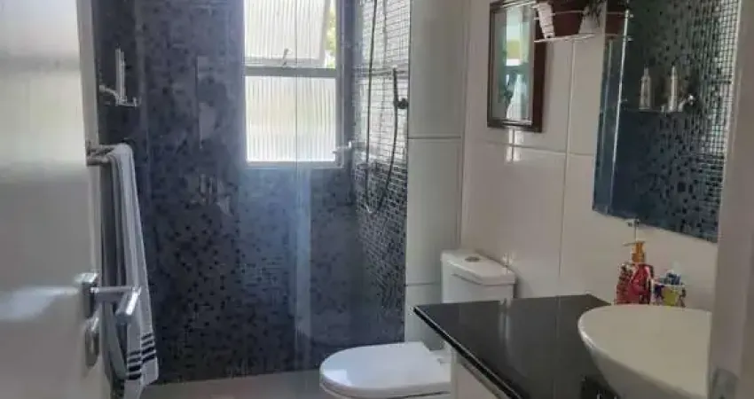 Apartamento com 2 quartos e 1 vaga de garagem no Centro de Balneário Camboriú