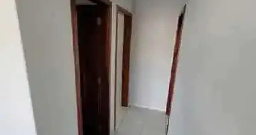 Apartamento com 2 dormitório e 1 vaga de garagem no Bairro Rio Pequeno em Camboriú