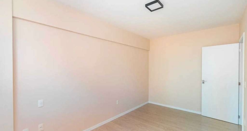 Apartamento com 2 Dormitórios e 1 Vaga de Garagem no Bairro Tabuleiro em Camboriú