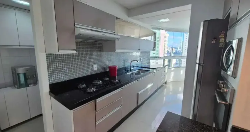Apartamento com 3 suítes e 2 vagas de garagem na Barra Norte