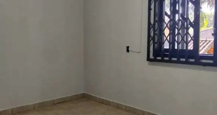 Itapoá Sobrado com 3 dormitórios e 2 vagas de garagem