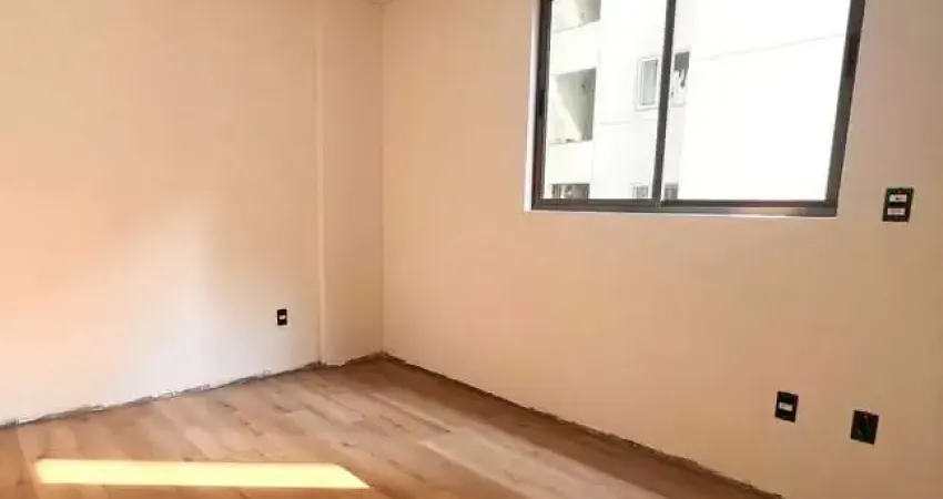 Apartamento com 3 dormitórios sendo 1 suíte e 3 vagas de garagem em Navegantes