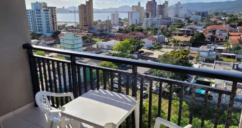 Apartamento com 2 dormitórios, 1 vaga de garagem no Centro de Balneário Piçarras