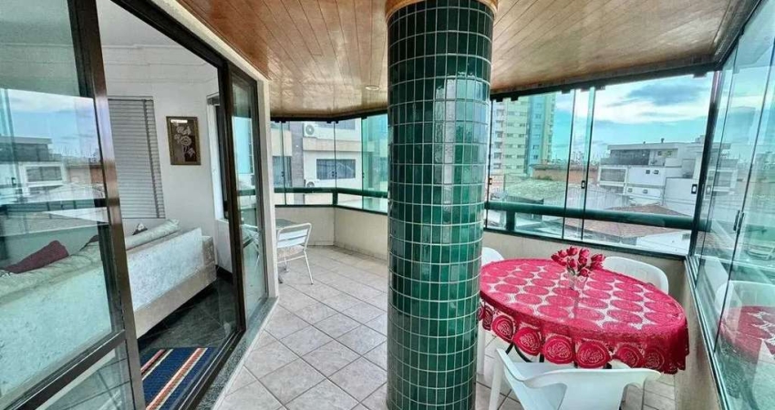 Apartamento com 3 dormitórios sendo 1 suíte e 2 vagas no bairro Fazenda em Itajaí