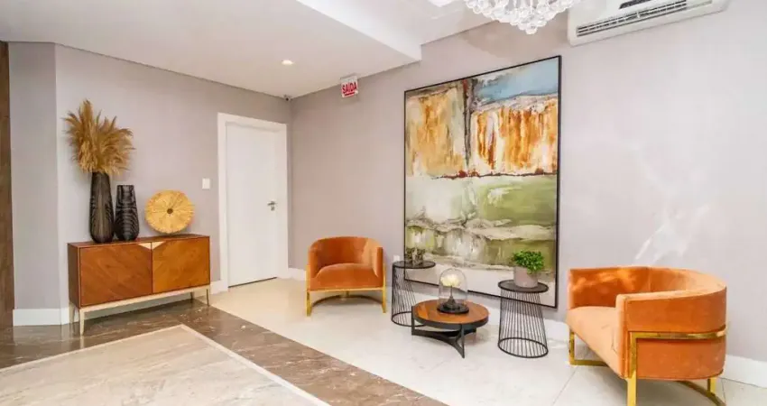 Apartamento andar alto com 3 suítes e 4 vagas de garagem no Centro de Balneário Camboriú