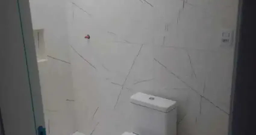 Casa com 3 dormitórios sendo 1 suíte e 2 vagas de garagem no Centro em Penha