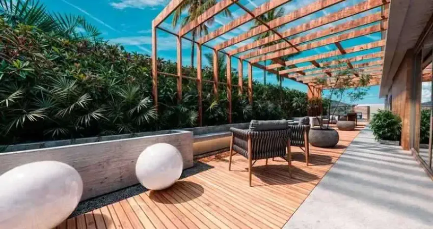 Apartamento alto padrão com 03 suítes sendo 01 master, na Praia Brava em Itajaí