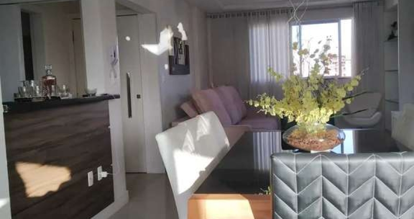 Apartamento com 1 suíte master e 1 demi com 2 vagas de garagem no Centro de Balneário Camboriú