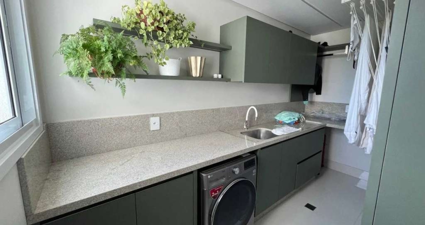 Apartamento mobiliado com 3 suítes 2 Vagas de garagem e vista mar em Balneário Camboriú/SC