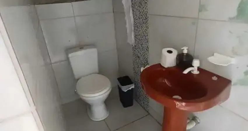 Casa mobiliada com 4 dormitórios e 5 vagas de garagem em Itapoá
