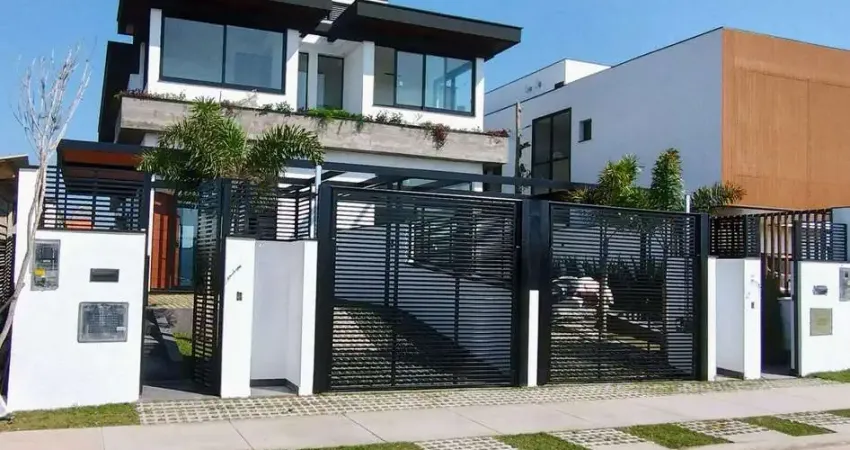 Casa à Venda, Lindo Sobrado Geminado, 03 Suítes, 163 m2, Financiável, no Jardim Campeche, Florianópolis/SC
