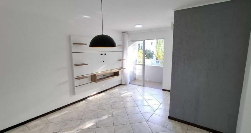 Apartamento com 3 quartos para alugar na Rua Mediterrâneo, 145, Córrego Grande, Florianópolis