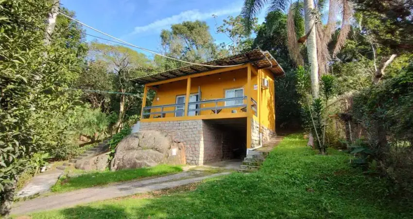 Locação 65m2, 350m2 de terreno, morro das pedras, florianópolis/sc