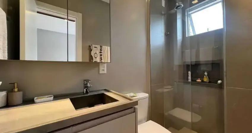 Apartamento com 3 suítes e 2 vagas de garagem bairro pioneiros em balneário camboriú/sc