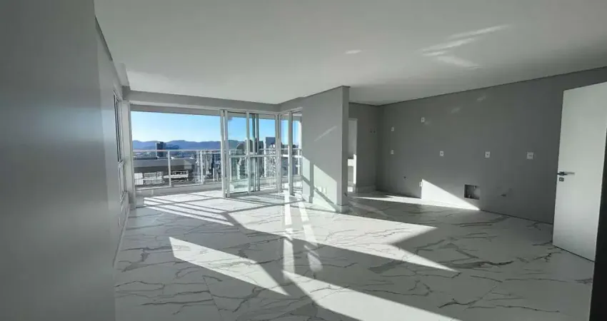 Apartamento com 3 suítes e 3 vagas de garagem no centro itajaí/sc