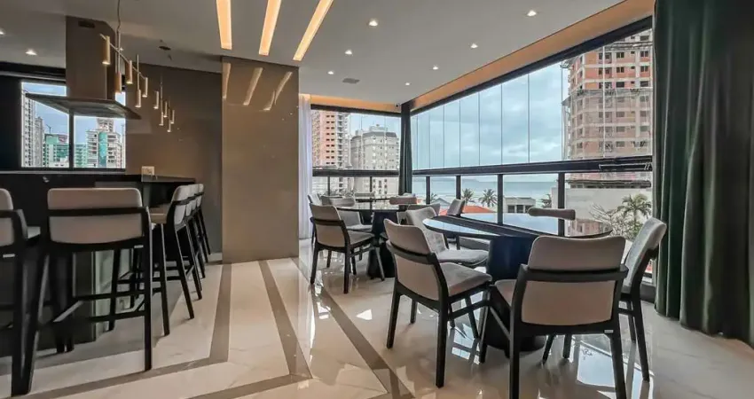 Apartamento com vista panorâmica com 2 suítes e 2 vagas de garagem em balneário perequê/sc