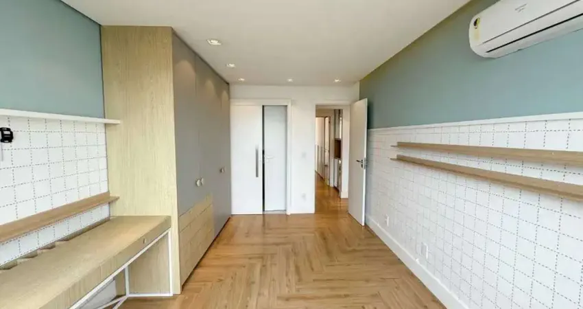 Apartamento com 4 dormitórios sendo 2 suítes 1 demi e 1 vaga de garagem no centro de itajaí