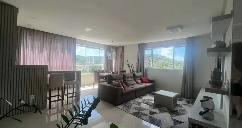 Apartamento com 2 suítes e 2 vagas de garagem no bairro pioneiros em balneário camboriú/sc