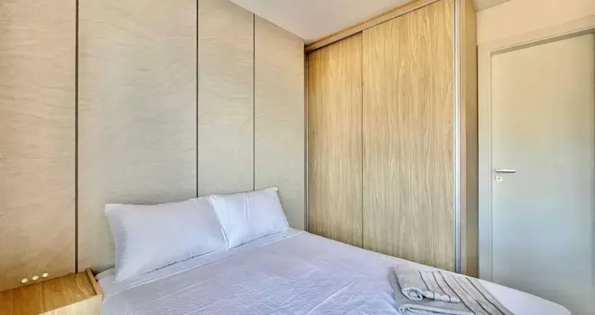 Studio mobiliado com 1 dormitórios sendo 1 banheiro e 1 vagas de garagem em itajaí